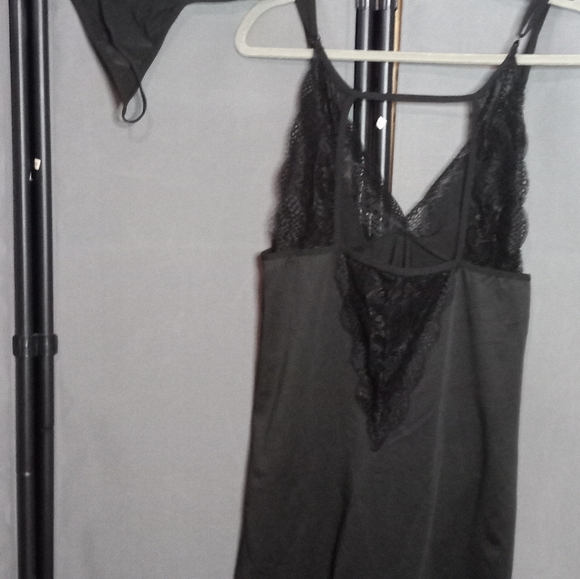 2 Peice Black Lingerie Set- medium - Picture 9 of 9